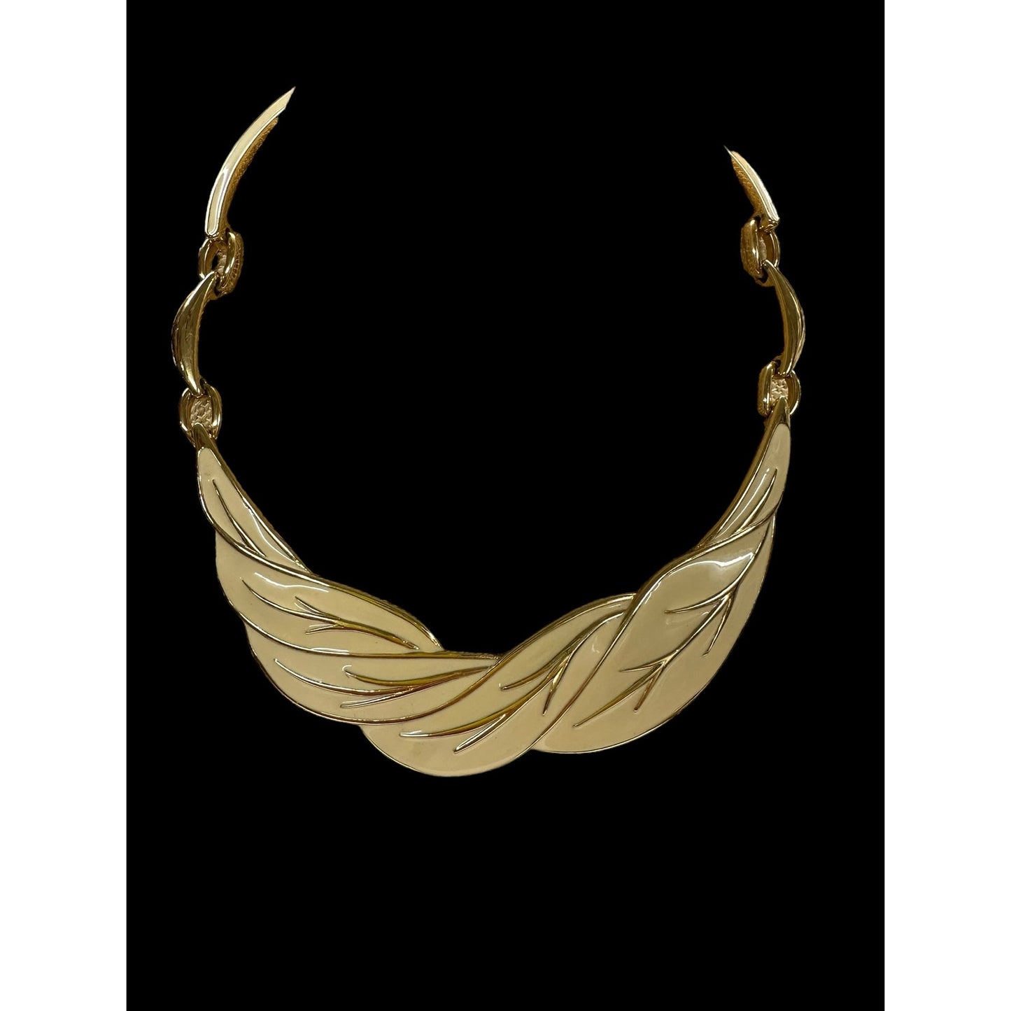 Vintage Monet Gold-tone Cream Enamel Choker Collar Necklace w/ extender