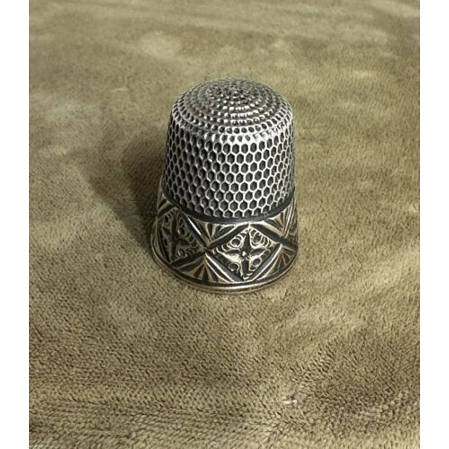Vintage Simons Bros Sterling Silver Gold Etched Band Thimble Size 11