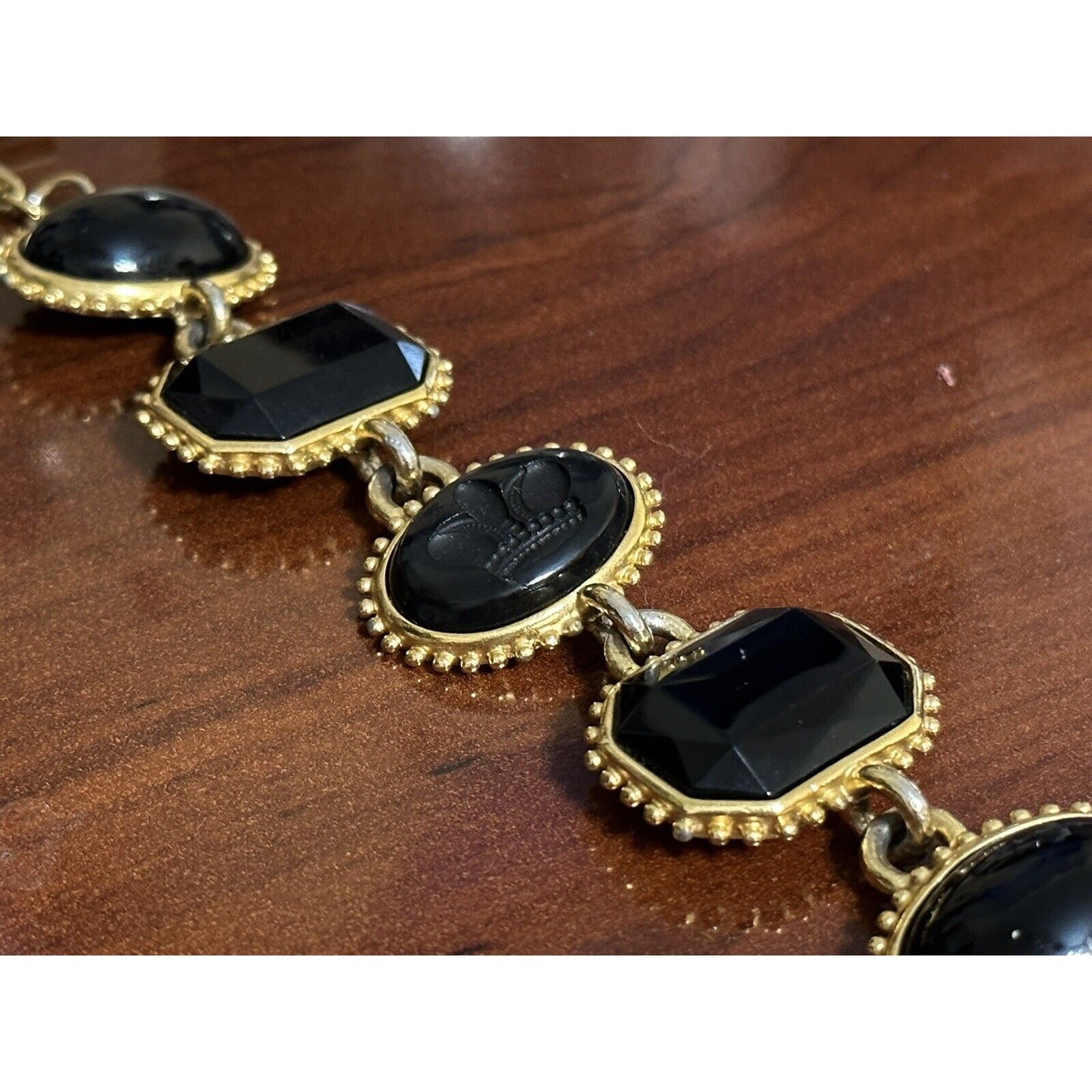 Heather Williams TRIFARI TM Black Intaglio Crown Bracelet