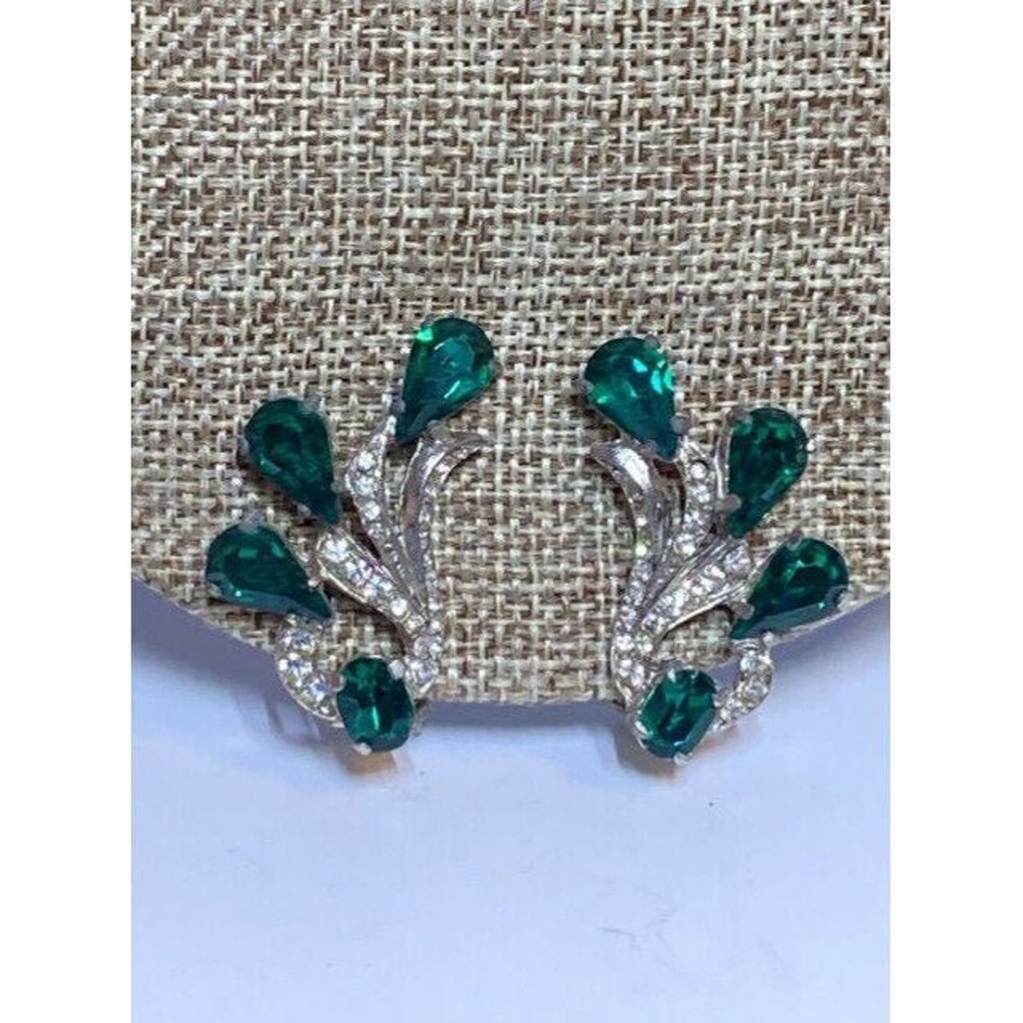 Vintage Weisner Silvertone Green Clear Rhinestone Clip Back Earrings