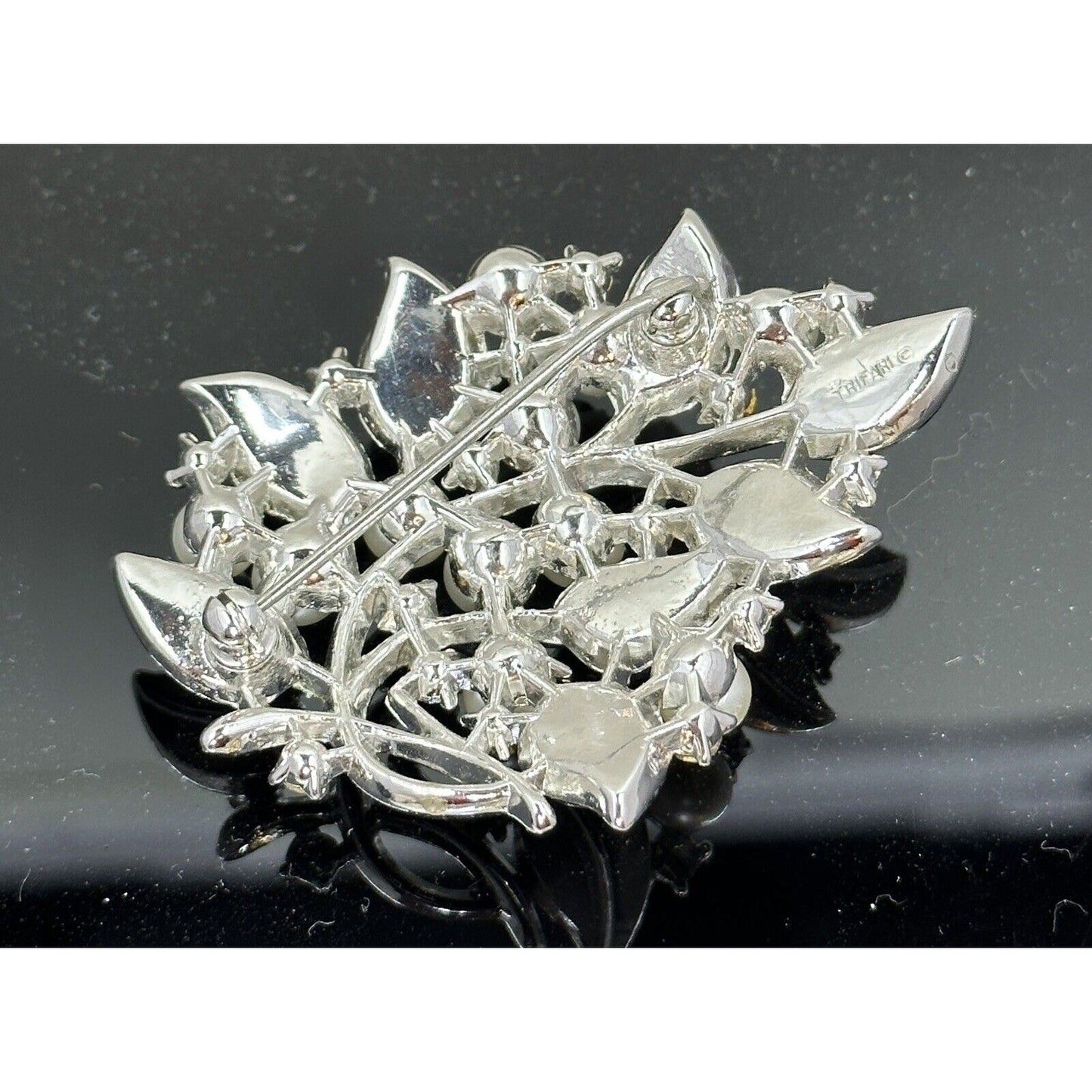 Vintage Crown Trifari Brushed Silvertone Brooch Pin