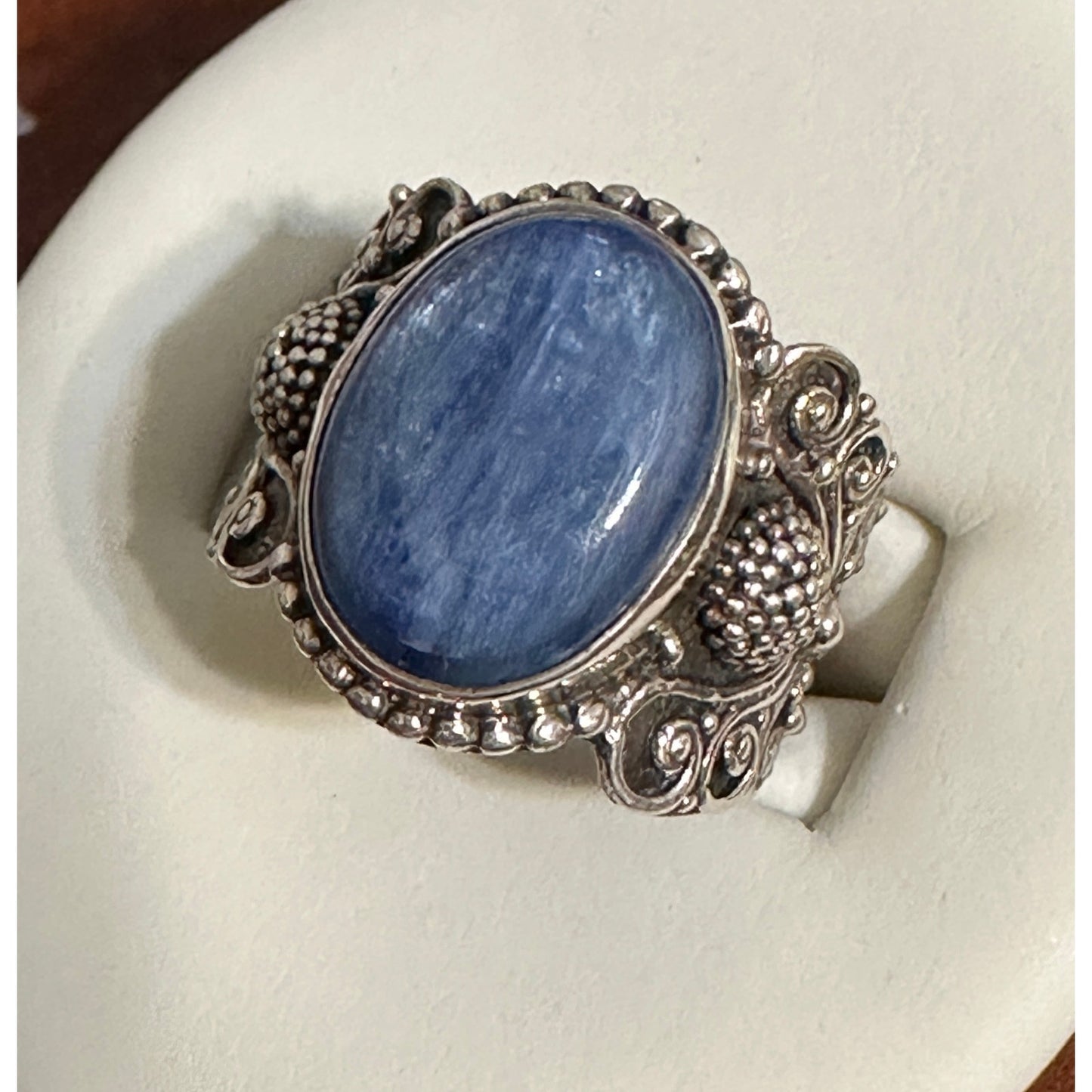 Lovely Sterling Silver Blue Kyanite Ring Size 8.5