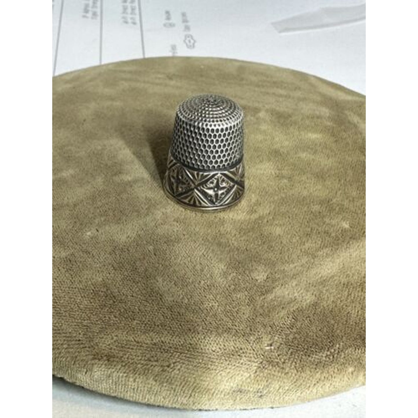 Vintage Simons Bros Sterling Silver Gold Etched Band Thimble Size 11