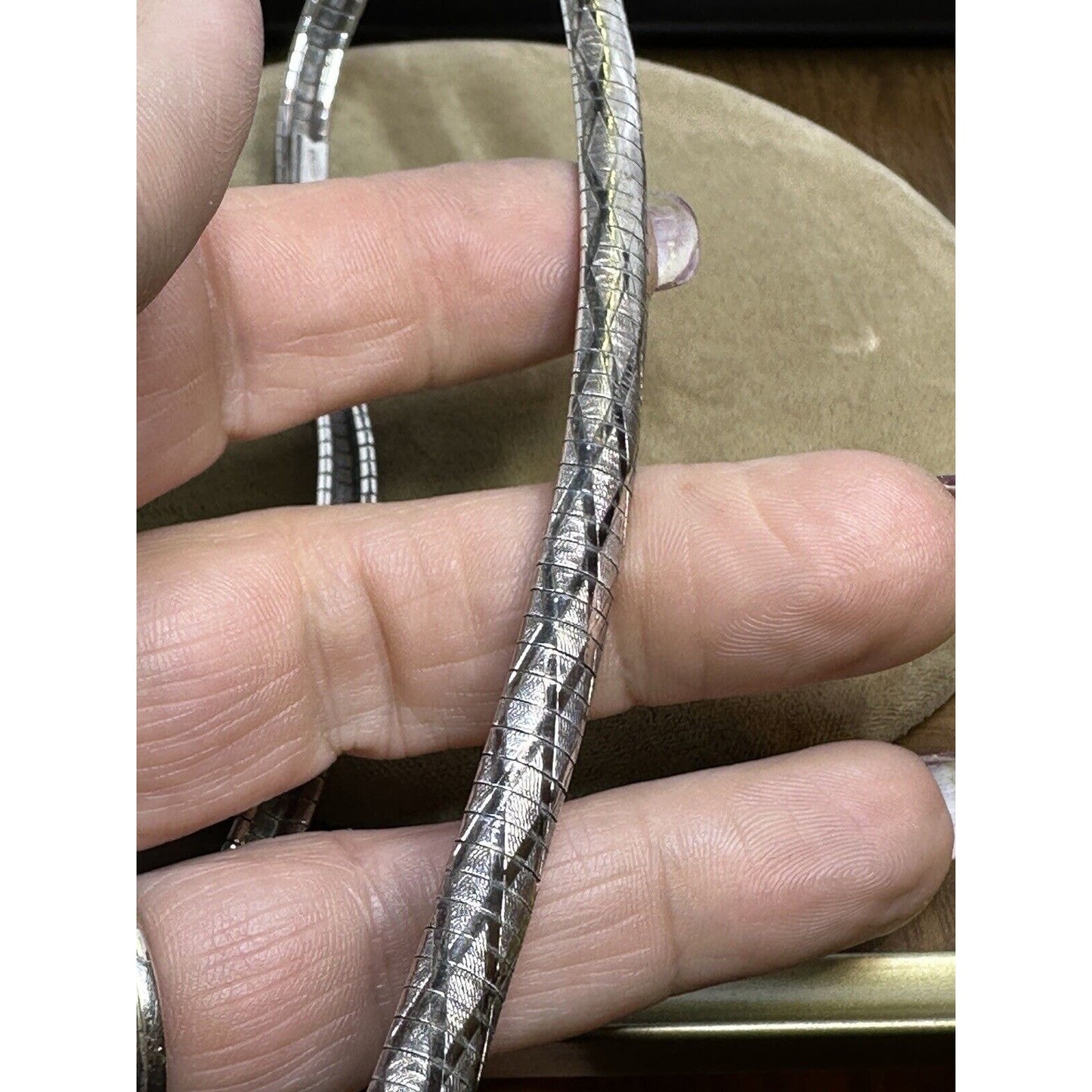 Italy 925 Sterling Silver Etched Omega Necklace