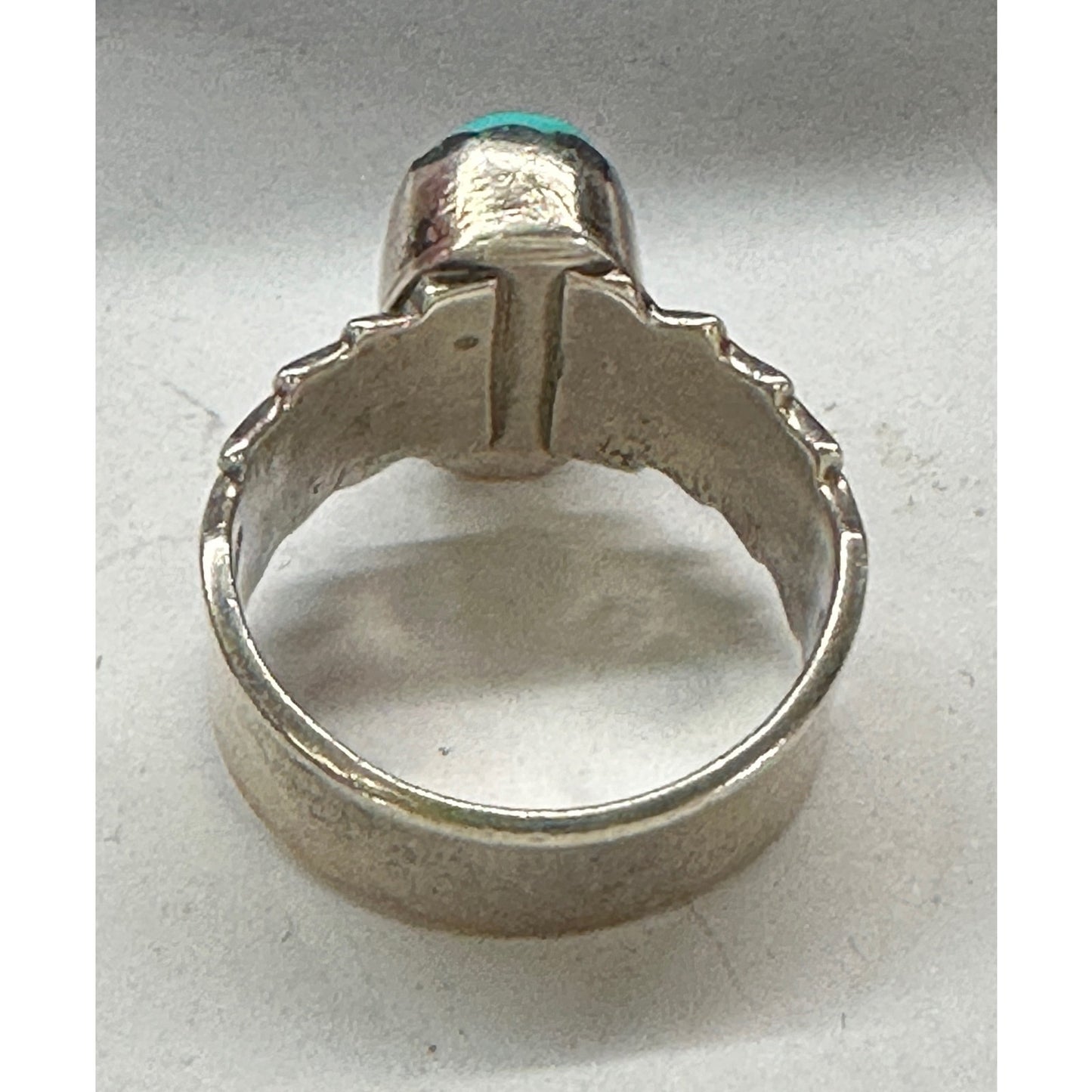 Lovely Sterling Silver Turquoise Ring Sz 5 3/4