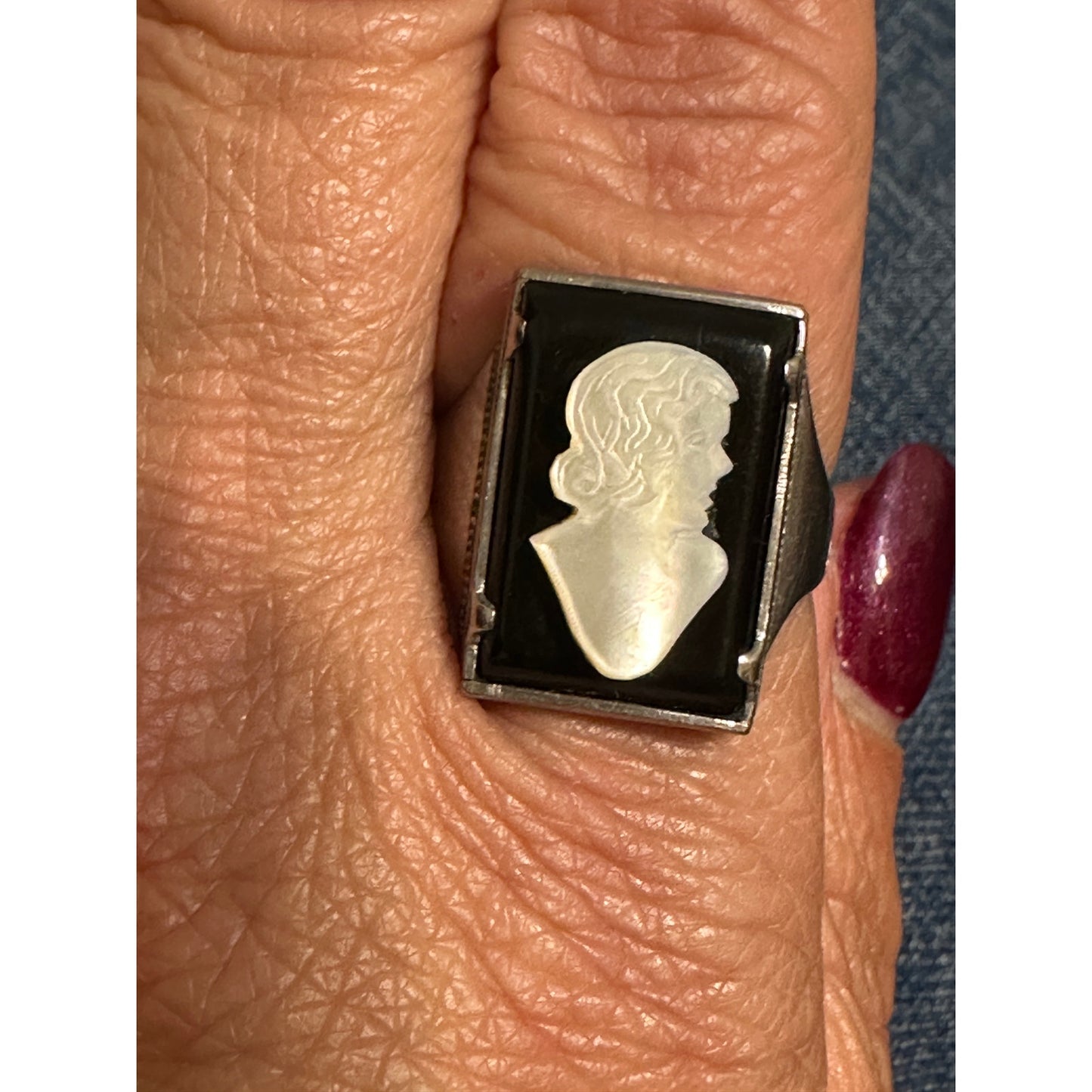 Vintage Men’s Large Sterling Silver Onyx MOP Lady Cameo Ring Size 11 3/4