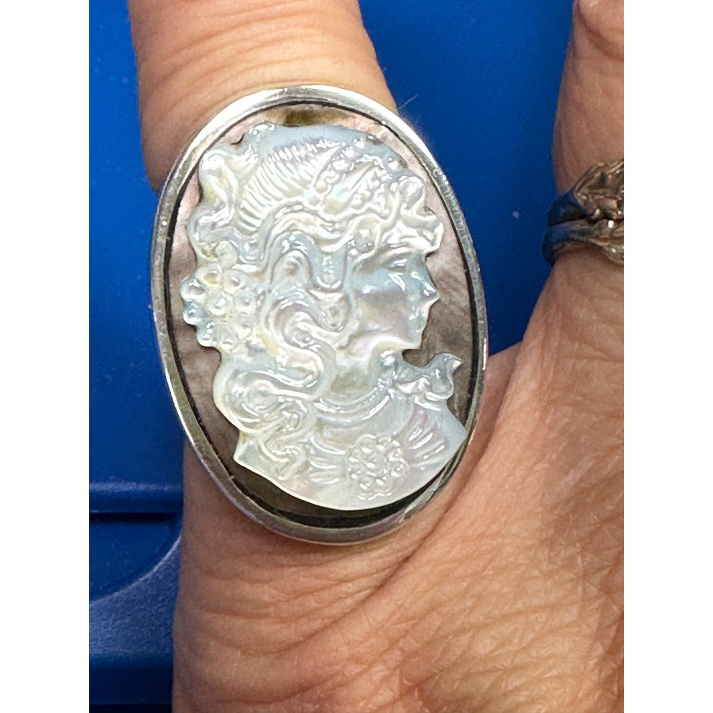 Sterling Silver Wide Large MOP Carved Cameo Ring Size 6