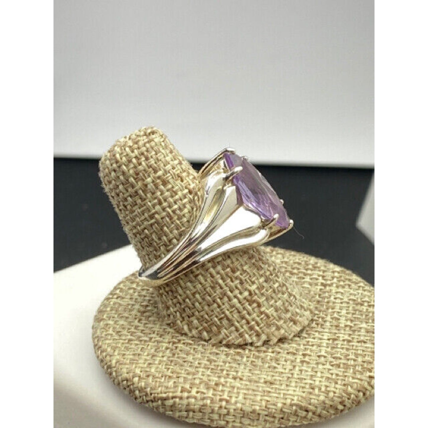 Sterling Silver Ladies Amethyst Ring Size 7 Ring