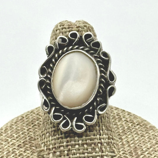 Vintage Southwest Sterling Silver MOP Ring Size 6