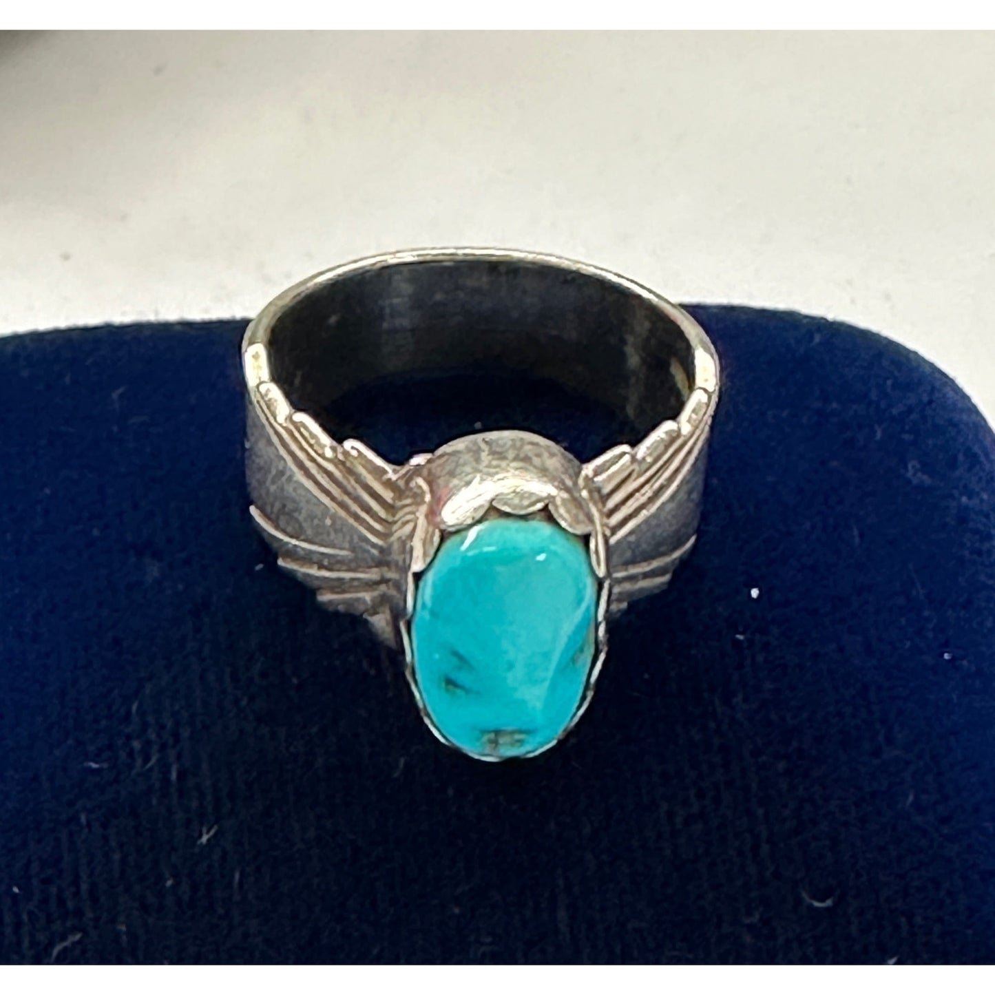 Lovely Sterling Silver Turquoise Ring Sz 5 3/4
