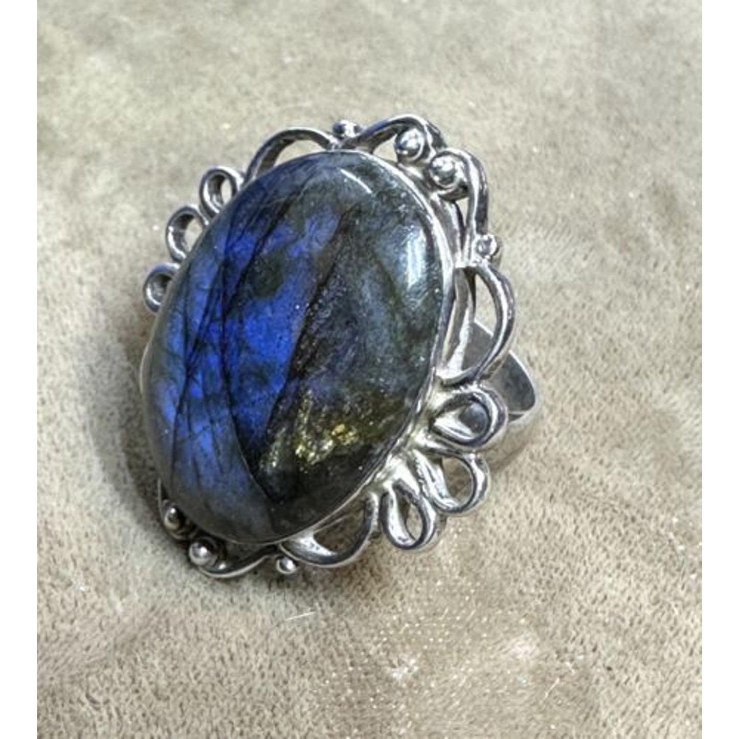 Sterling Silver Oval Labradorite Ring Size 8