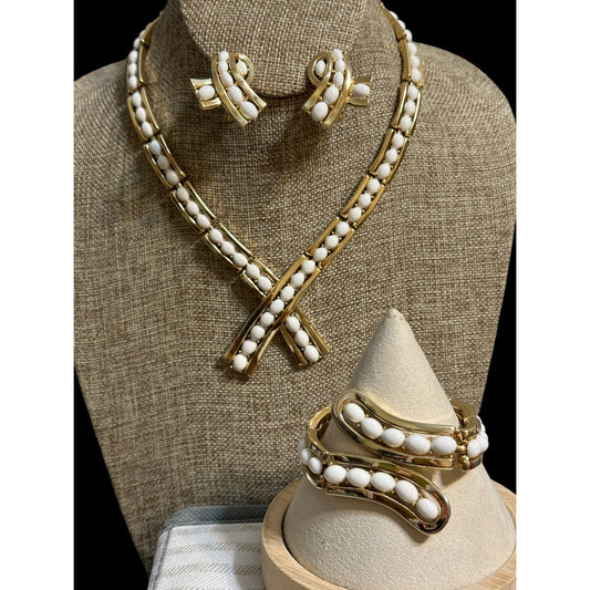 Vintage Crown Trifari Gold White Marquise cabochon Necklace Bracelet Earrings SET