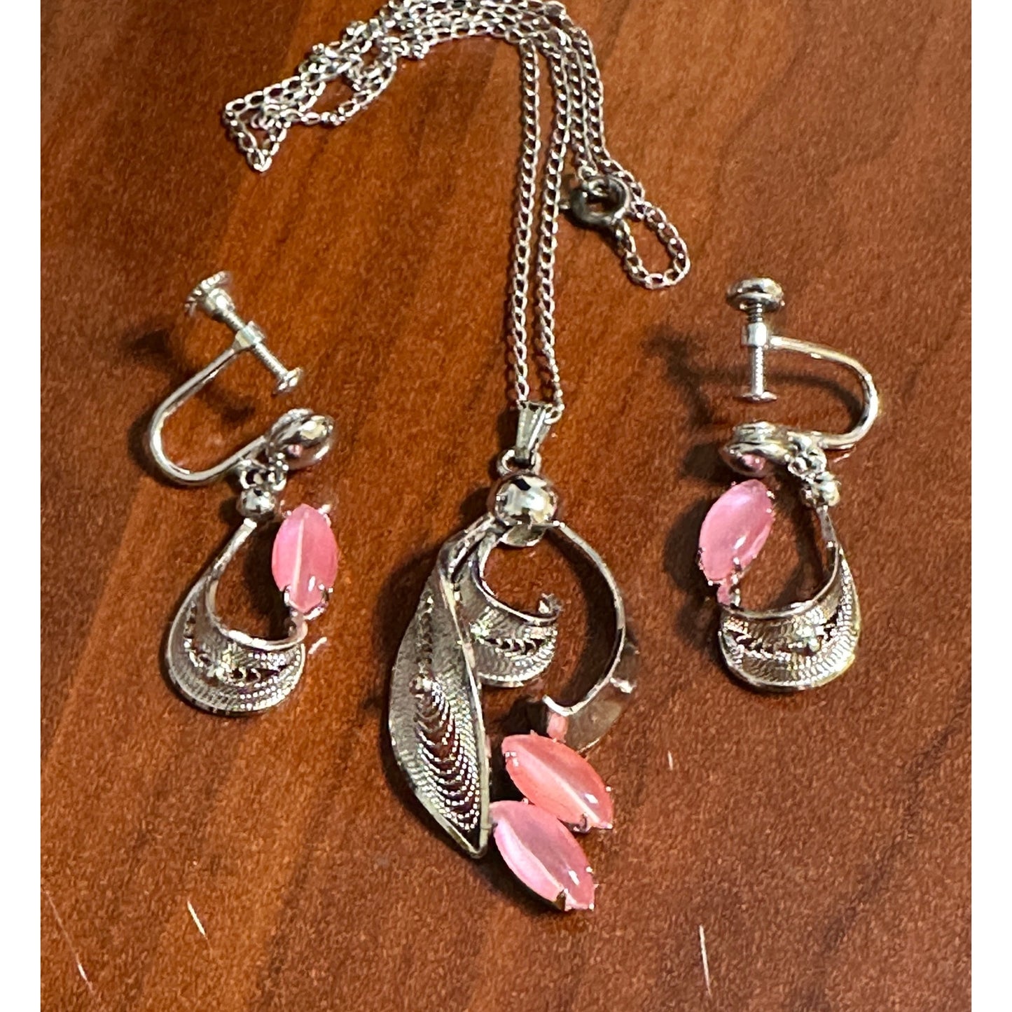 Sterling Silver Pink Cats Eye Pendant Necklace & Dangle Screw Back Earrings