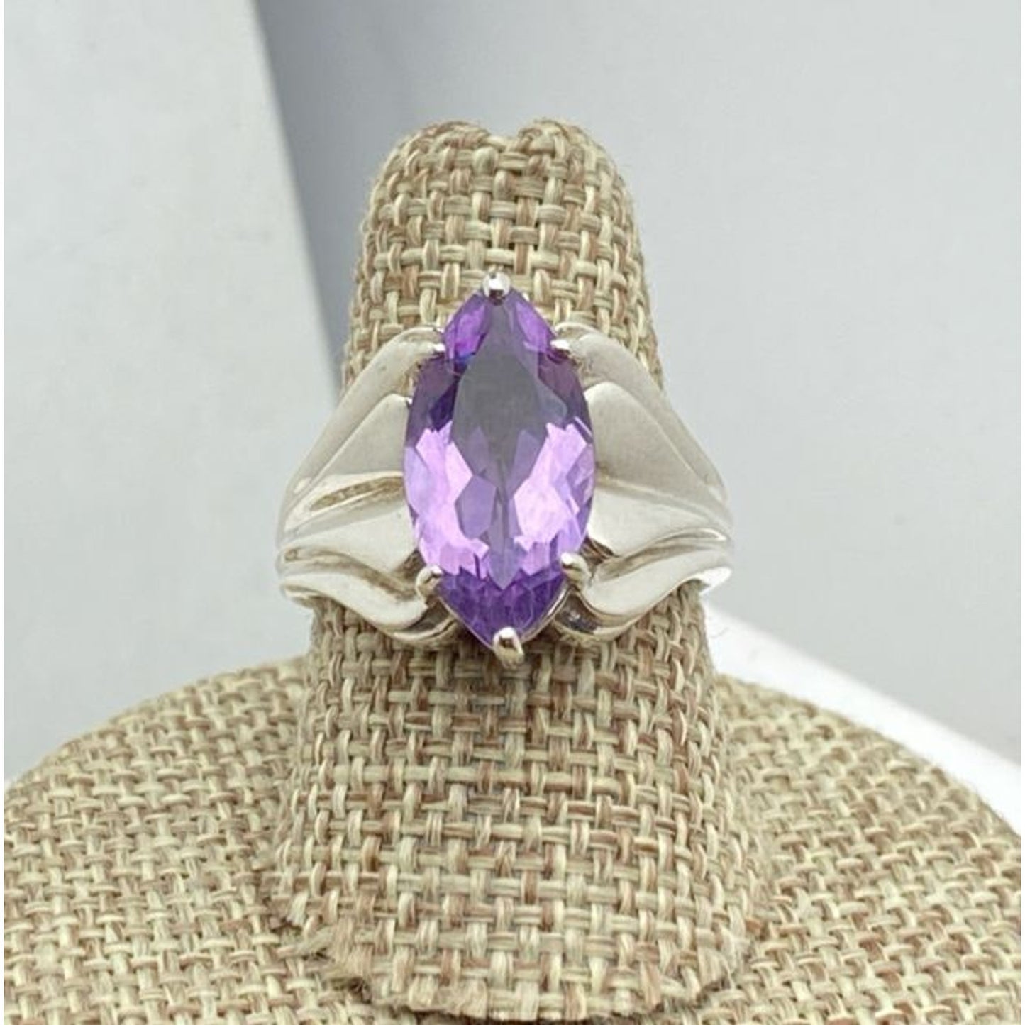 Sterling Silver Ladies Amethyst Ring Size 7 Ring