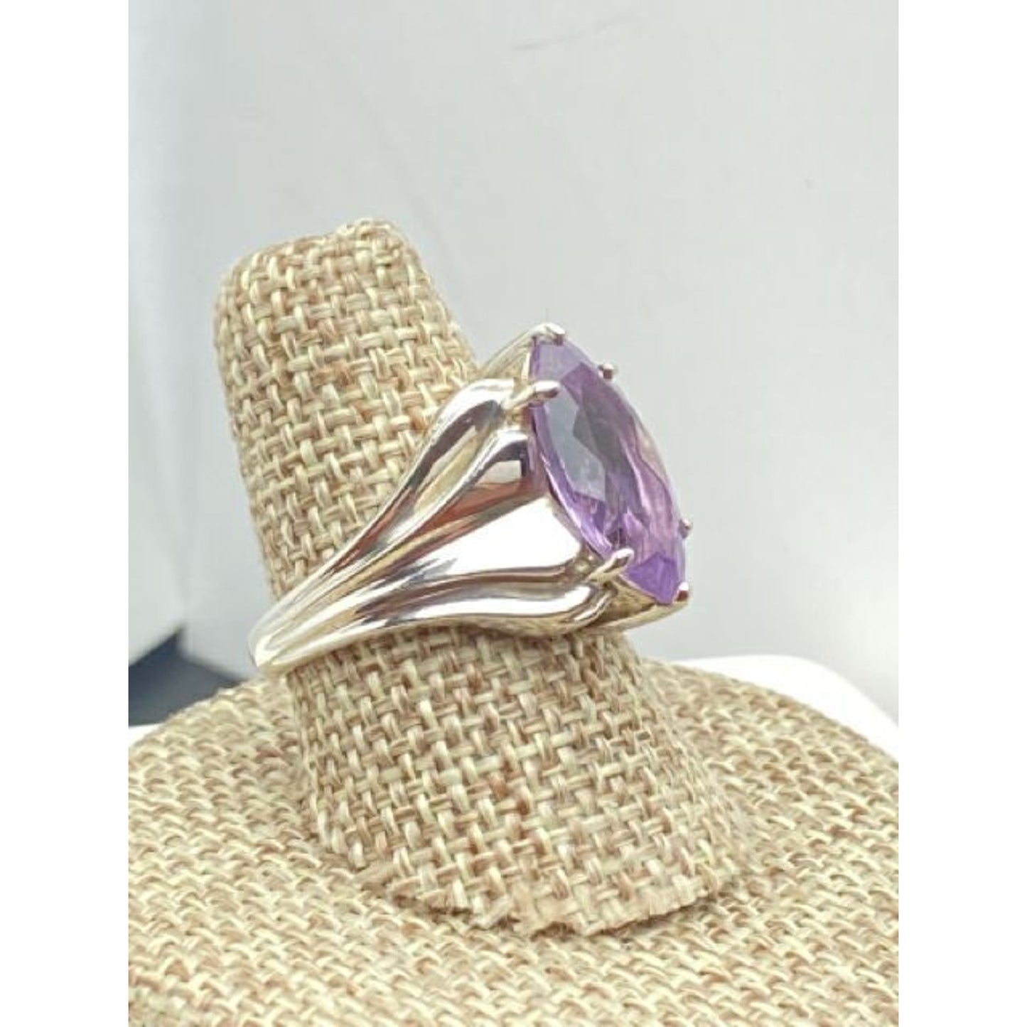 Sterling Silver Ladies Amethyst Ring Size 7 Ring